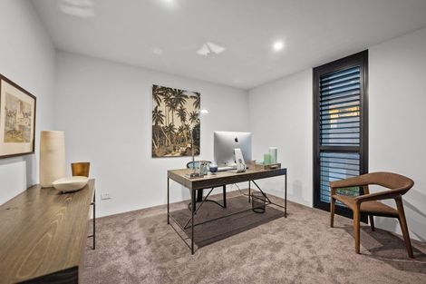 Photo of property in 314a Hurstmere Road, Takapuna, Auckland, 0622