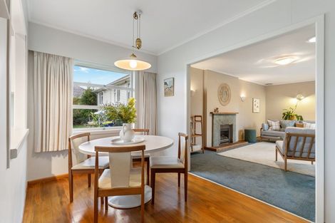 Photo of property in 1/31 Alamein Avenue, Belmont, Auckland, 0622