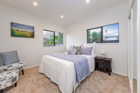 Photo of property in 1/3 Copley Street, New Lynn, Auckland, 0600