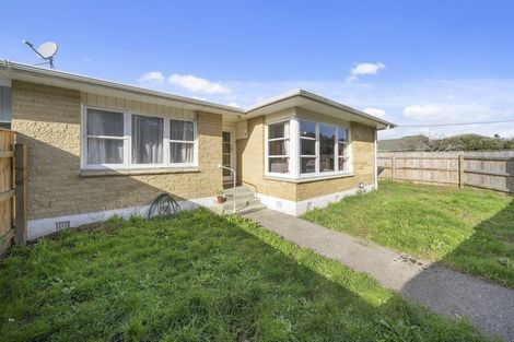 Photo of property in 36 Cambridge Street, Levin, 5510