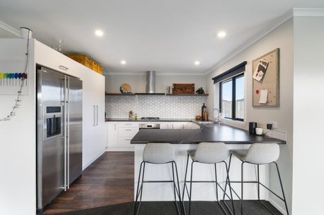 Photo of property in 34 George Street, Bulls, 4818
