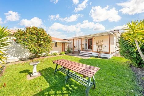 Photo of property in 6 Pencarrow Crescent, Wainuiomata, Lower Hutt, 5014