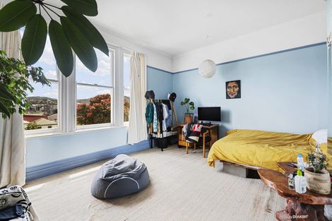 Photo of property in 11 Brougham Street, Mount Victoria, Wellington, 6011