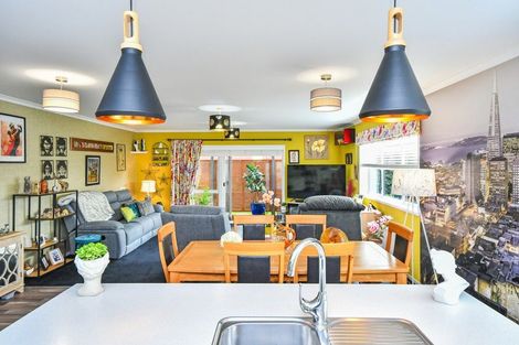 Photo of property in 90 Helenslee Road, Pokeno, 2402