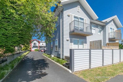 Photo of property in 9 Cameron Road, Hamilton East, Hamilton, 3216