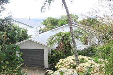 Photo of property in 5 Seaview Terrace, Northland, Wellington, 6012