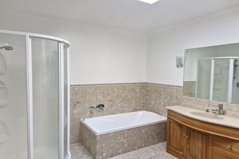 Photo of property in 42 Cameron Street, New Plymouth, 4310
