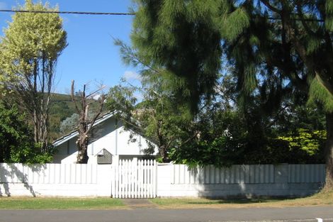 Photo of property in 28 Gillespies Road, Birchville, Upper Hutt, 5018