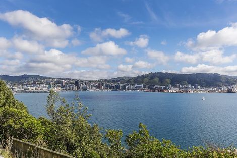 Photo of property in 2/11 Maida Vale Road, Roseneath, Wellington, 6011