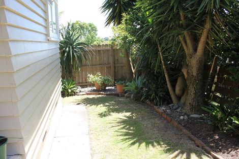 Photo of property in 2/24 Abercrombie Street, Howick, Auckland, 2014