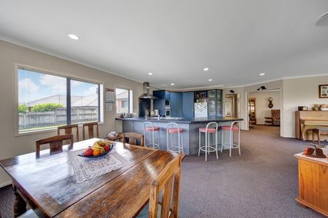 Photo of property in 7b Faber Place, Inglewood, 4330