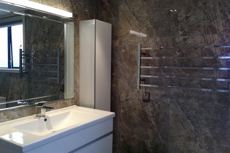 Photo of property in 56 Onetaunga Road, Chatswood, Auckland, 0626