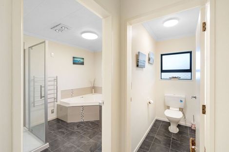 Photo of property in 249 Tararua Road, Levin, 5571