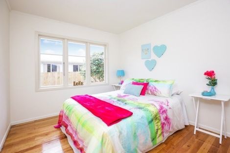 Photo of property in 81 Smythe Road, Henderson, Auckland, 0612