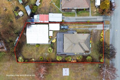 Photo of property in 13 Aorangi Crescent, Lake Tekapo, 7999