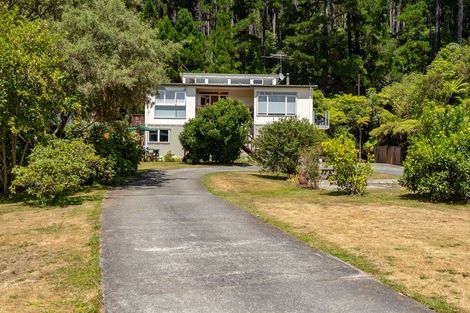 Photo of property in 58 Kamahi Street, Stokes Valley, Lower Hutt, 5019