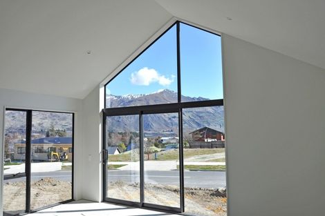 Photo of property in 47 Clearview Street, Wanaka, 9305