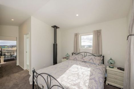 Photo of property in 111 Strathnaver Drive, Waikawa Beach, Levin, 5573
