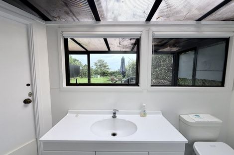 Photo of property in 2/14 Taharoto Road, Takapuna, Auckland, 0622