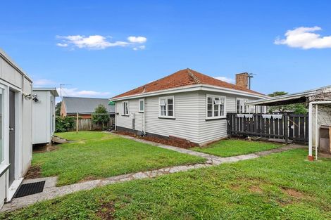 Photo of property in 17 Mitcham Avenue, Forest Lake, Hamilton, 3200