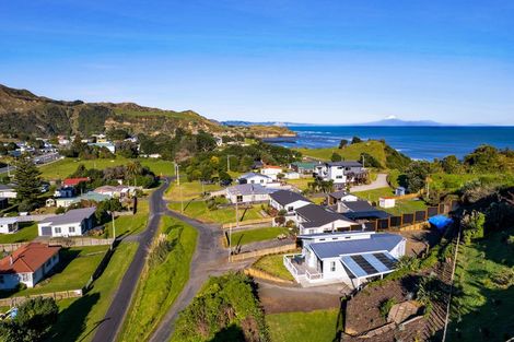 Photo of property in 8 Tainui Street, Mokau, 4376