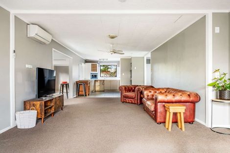 Photo of property in 318 Inland Road, Helensville, 0875