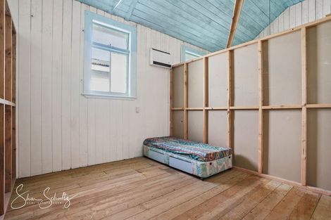 Photo of property in 12 Franklin Road, Paparoa, 0571