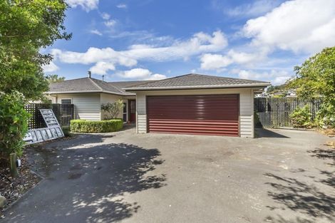 Photo of property in 33 Longitude Place, Whitby, Porirua, 5024