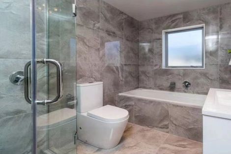 Photo of property in 11 Mettam Drive, Swanson, Auckland, 0614