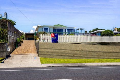 Photo of property in 81 Omata Road, Marfell, New Plymouth, 4310