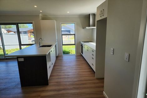 Photo of property in 11 Magnolia Place, Levin, 5510