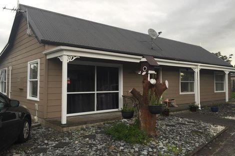 Photo of property in 19 Garland Drive, St Andrews, Hamilton, 3200