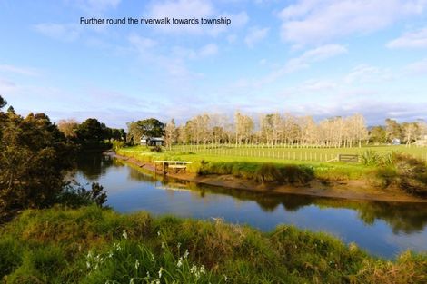 Photo of property in 54 Breton Drive, Waipu, 0510