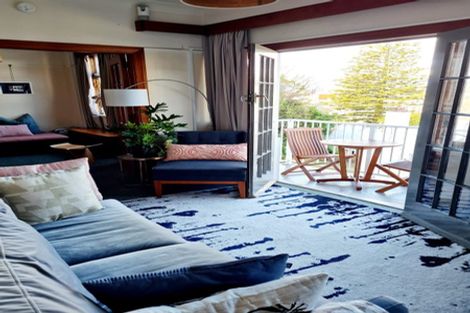 Photo of property in Elms Court Flats, 5/367 The Terrace, Te Aro, Wellington, 6011