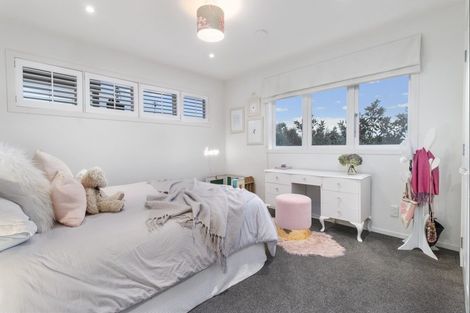 Photo of property in 8 Alfred Street, Northcote Point, Auckland, 0627