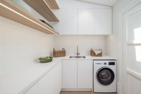 Photo of property in 54 Hawkesbury Avenue, St Albans, Christchurch, 8014