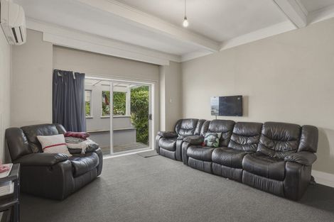 Photo of property in 18 Lachlan Avenue, North Dunedin, Dunedin, 9016