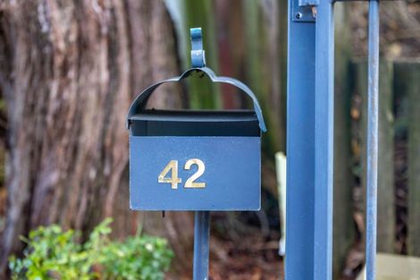 Photo of property in 42 Ayrshire Drive, Grandview Heights, Hamilton, 3200