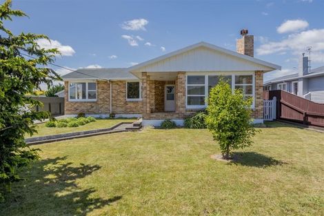 Photo of property in 21 Meadowvale Drive, Levin, 5510