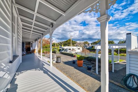 Photo of property in 5 Beresford Street, Russell, 0202