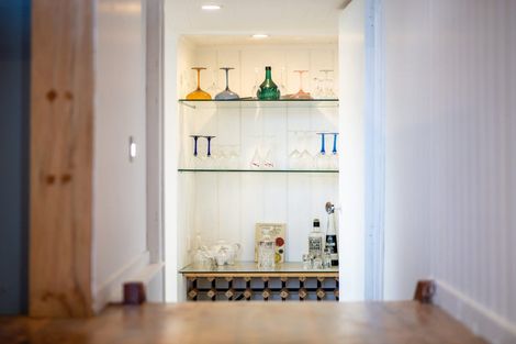 Photo of property in 77 Te Wahapu Road, Russell, 0272