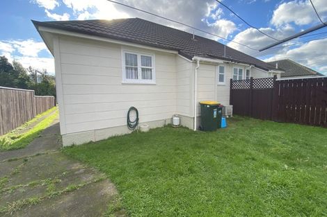 Photo of property in 11/210 Cambridge Terrace, Naenae, Lower Hutt, 5011