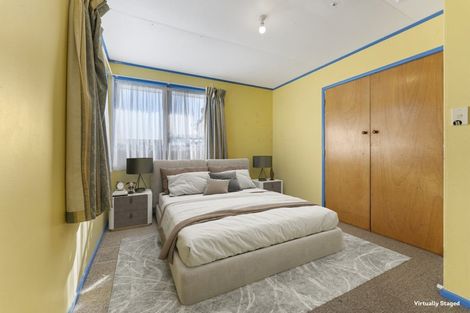 Photo of property in 15 Halswell Crescent, Westbrook, Palmerston North, 4412