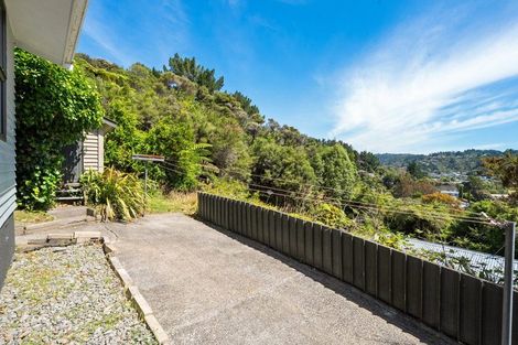 Photo of property in 32 John Street, Stokes Valley, Lower Hutt, 5019