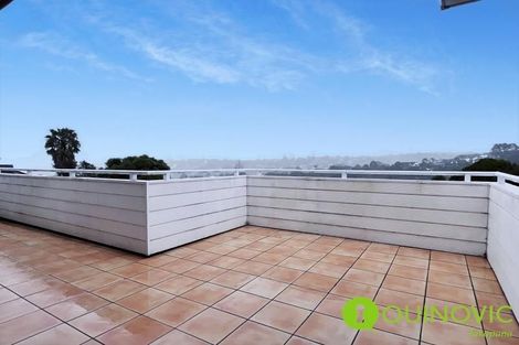 Photo of property in 28 Mulgan Way, Browns Bay, Auckland, 0630