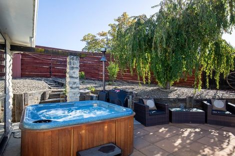 Photo of property in 8 Hart Place, Bridge Hill, Alexandra, 9320