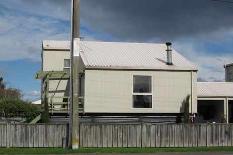 Photo of property in 16 Tucker Lane, Clive, 4102