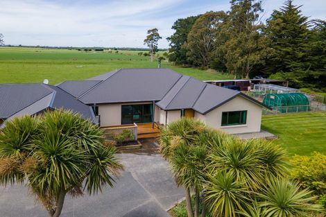 Photo of property in 152 Deans Road, Darfield, 7571