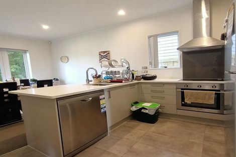 Photo of property in 71 Grove Road, Papakura, 2110