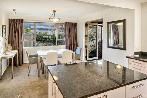 Photo of property in 1/6 Cornwall Street, Hutt Central, Lower Hutt, 5010